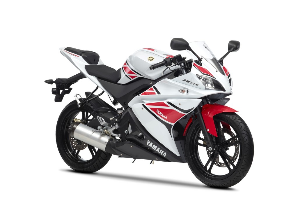 Yamaha legt rot-weiße 50th-Anniversary-Modelle auf