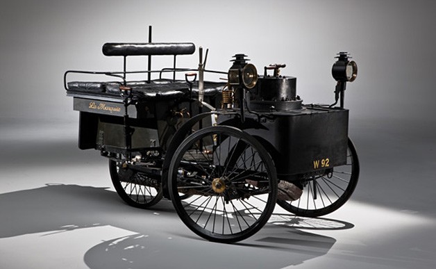 Ältestes fahrendes Auto der Welt unter`m Hammer