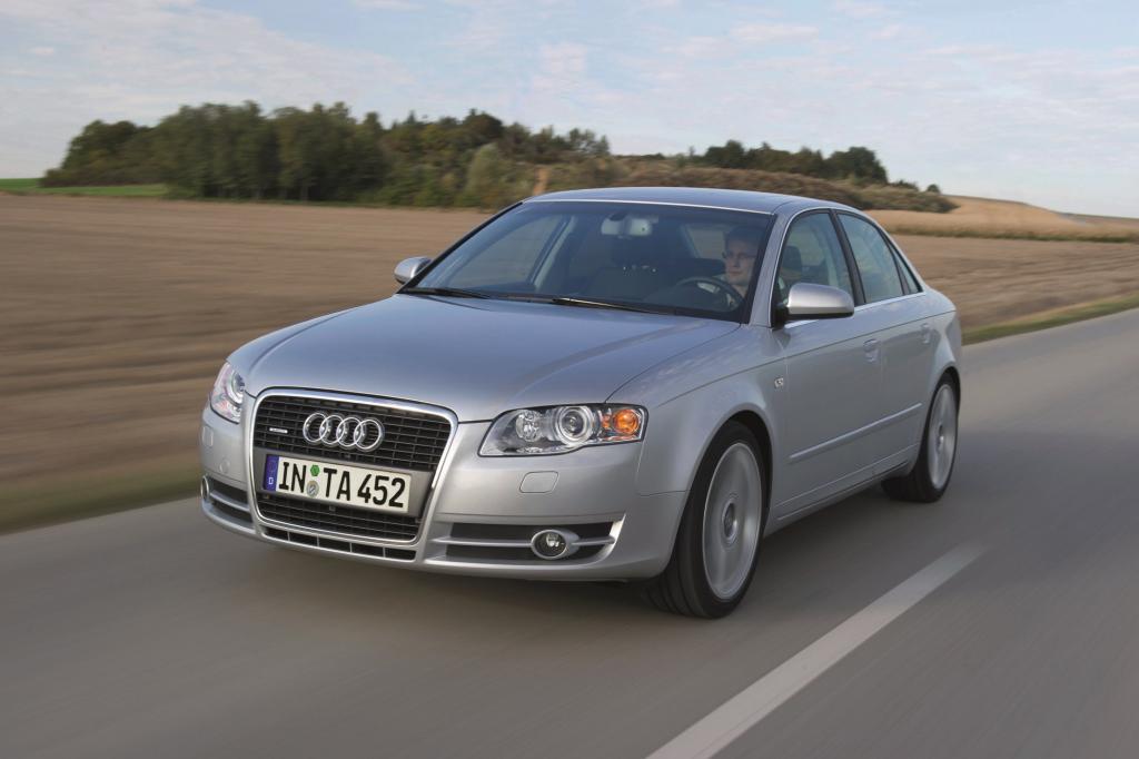 2004 folgte ein umfangreiches Facelift mit zahlreichen optischen technischen Änderungen - Audi selbst spricht daher von einer ne