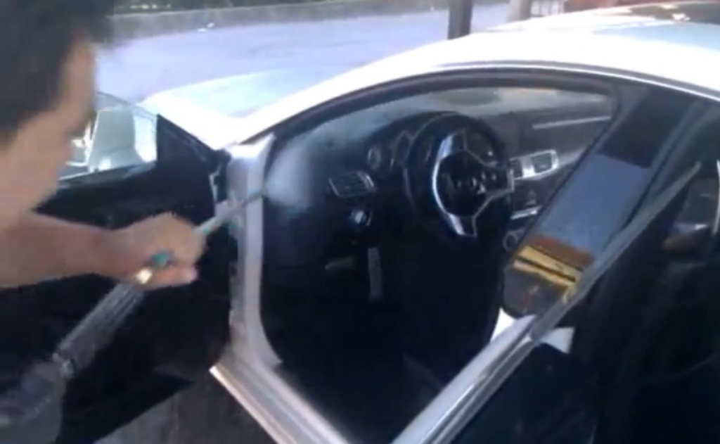 Autowäsche im Innenraum