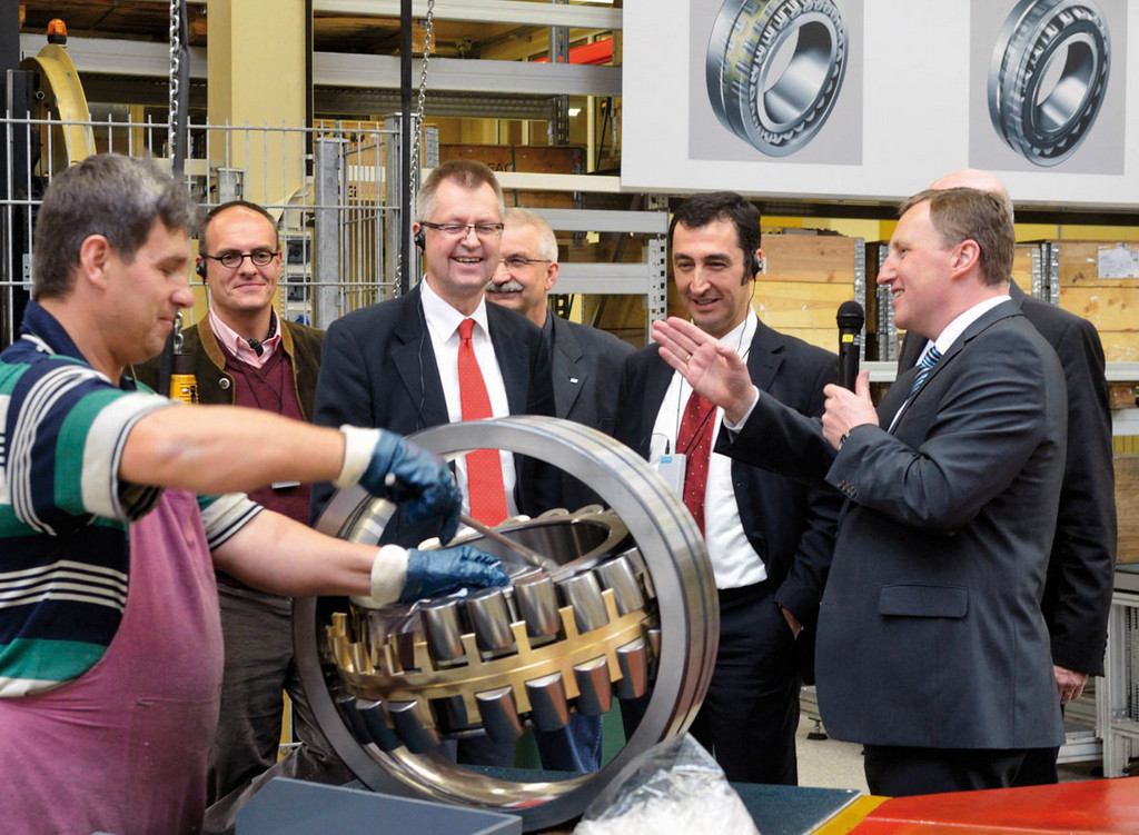 Bündnis 90/Die Grünen zu Besuch bei Schaeffler
