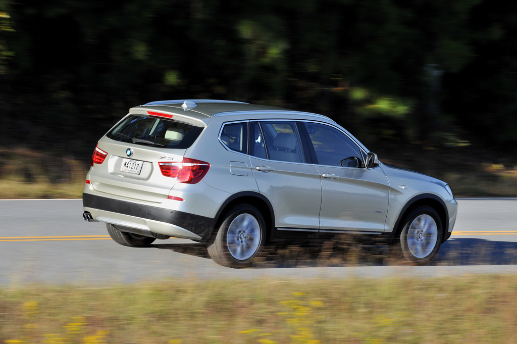 BMW X3.