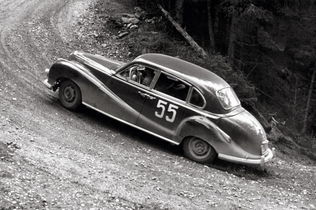 Bei der Alpenfahrt in Österreich 1955