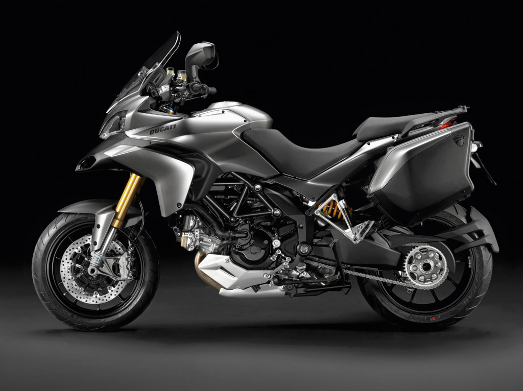 Die Ducati Multistrada 1200 S Touring in Racing Titanium Matt.