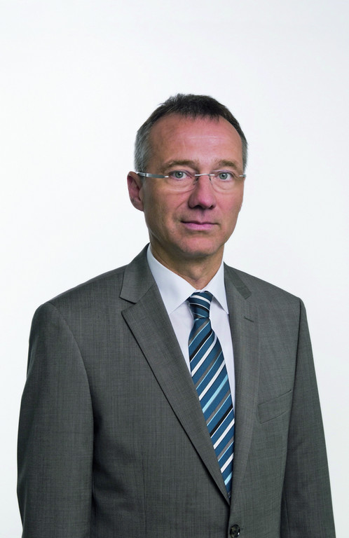 Dr. Andreas Tostmann.
