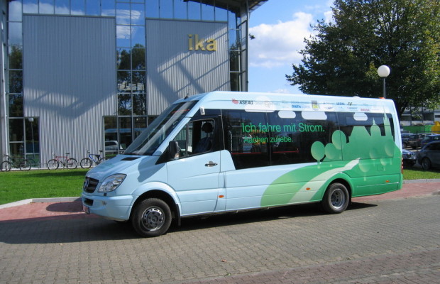 Elektrobus des Instituts für Kraftfahrzeuge wird in Aachen getestet