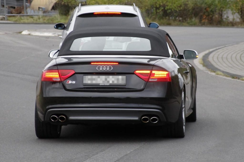 Erwischt: Erlkönig Audi RS5 Cabrio