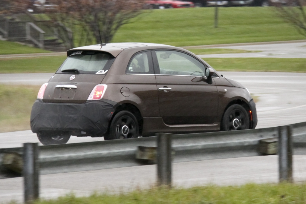 Erwischt: Erlkönig Fiat 500 EV - Kleiner Stromer für Amerika
