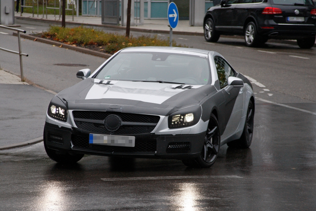 Erwischt: Erlkönig Mercedes-Benz SL – In bester Gesellschaft