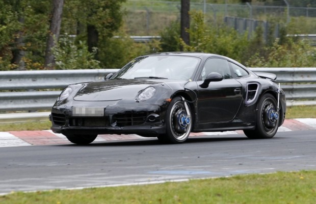Erwischt: Erlkönig Porsche 911 Turbo Update!!