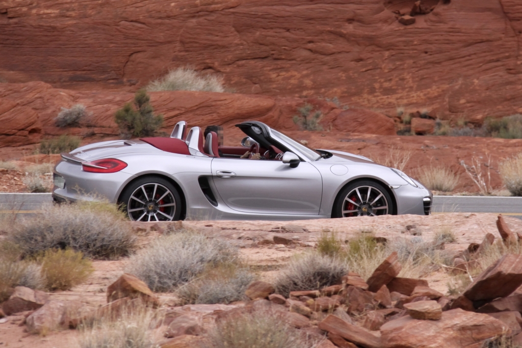 Erwischt: Erlkönig Porsche Boxster - Nackt durch die Wüste