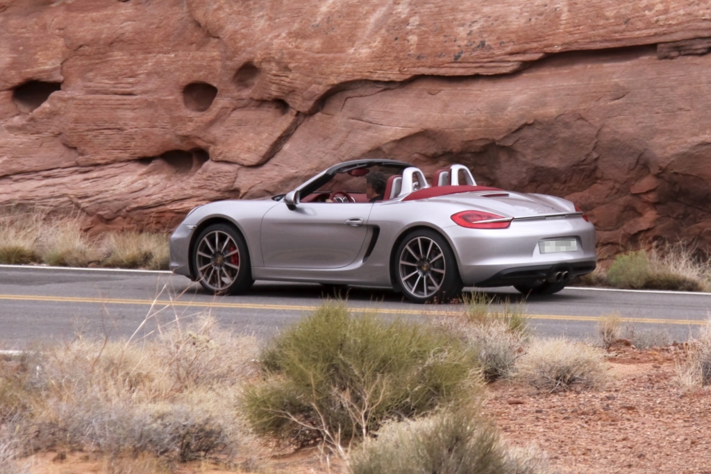 Erwischt: Erlkönig Porsche Boxster - Nackt durch die Wüste