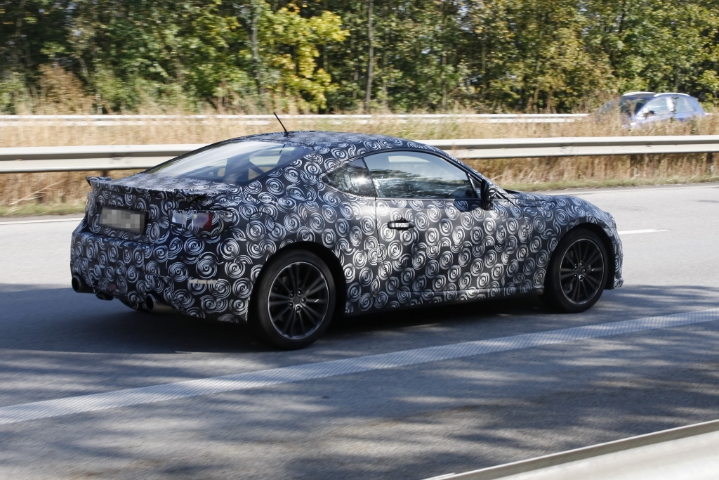 Erwischt: Erlkönig Subaru BRZ - Boxer-Zwilling