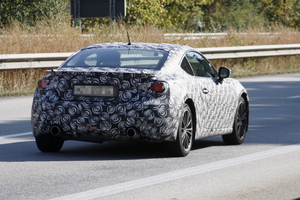 Erwischt: Erlkönig Subaru BRZ - Boxer-Zwilling