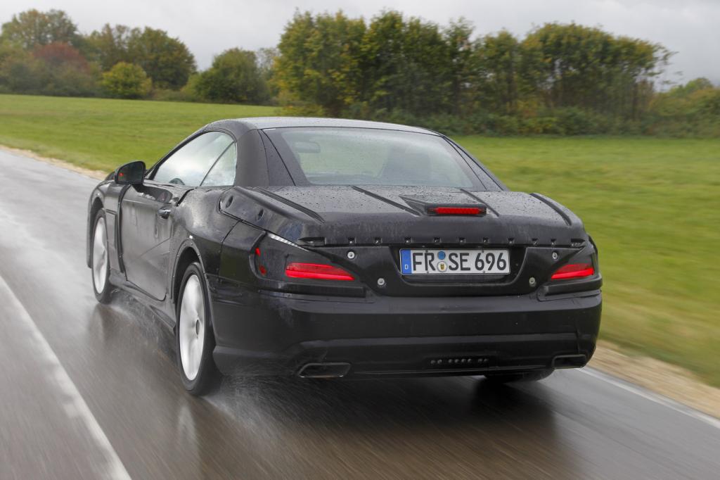Für mehr Spaß auf kurvigen Straßen sorgt nicht nur ein neuer V8 mit Doppelturbo und Direkteinspritzung