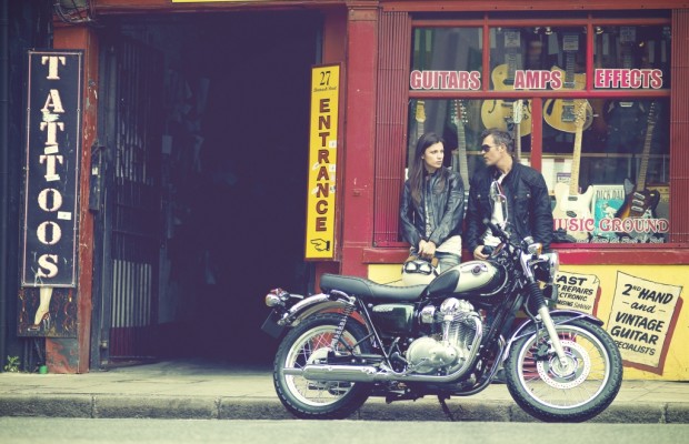 Fahrbericht Kawasaki W 800: Reiten auf der Königswelle