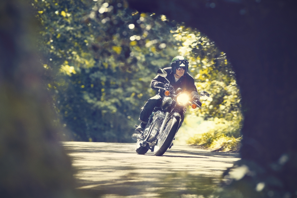 Fahrbericht Kawasaki W 800: Reiten auf der Königswelle