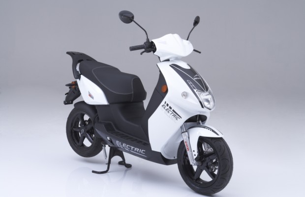 Govecs präsentiert Elektro-Leichtkraftroller GO S3.4