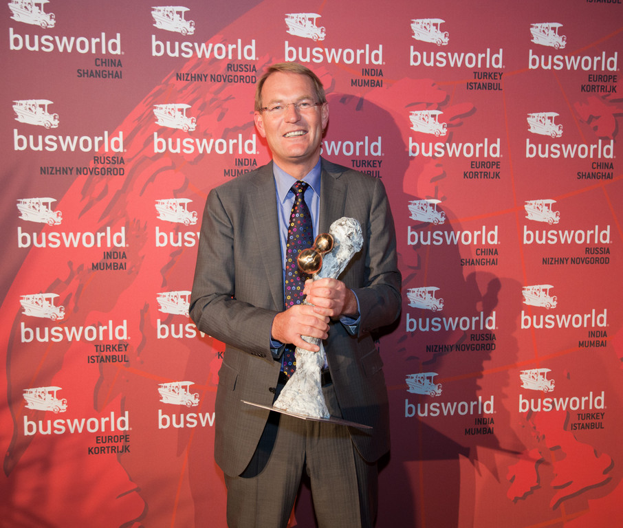 Hartmut Schick zum Busbuilder of the Year gewählt