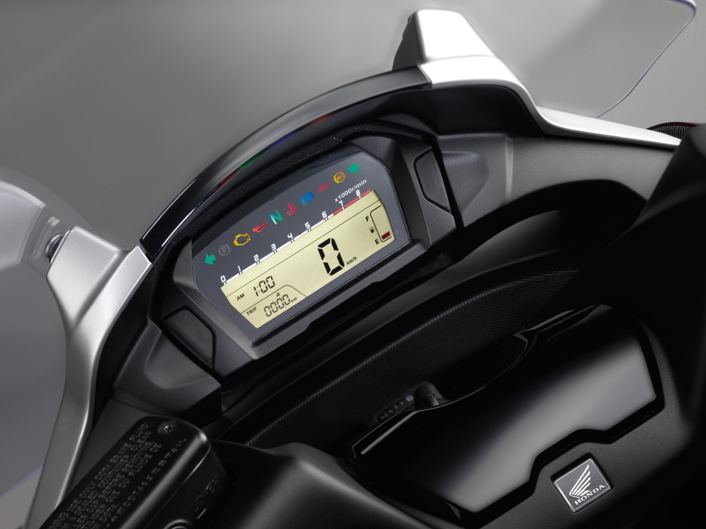 Honda Integra: Neuer Großroller soll Motorrad-Leistung mit Roller-Komfort verbinden