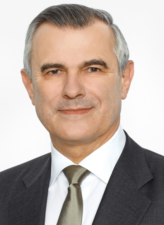 Horst Schneider.
