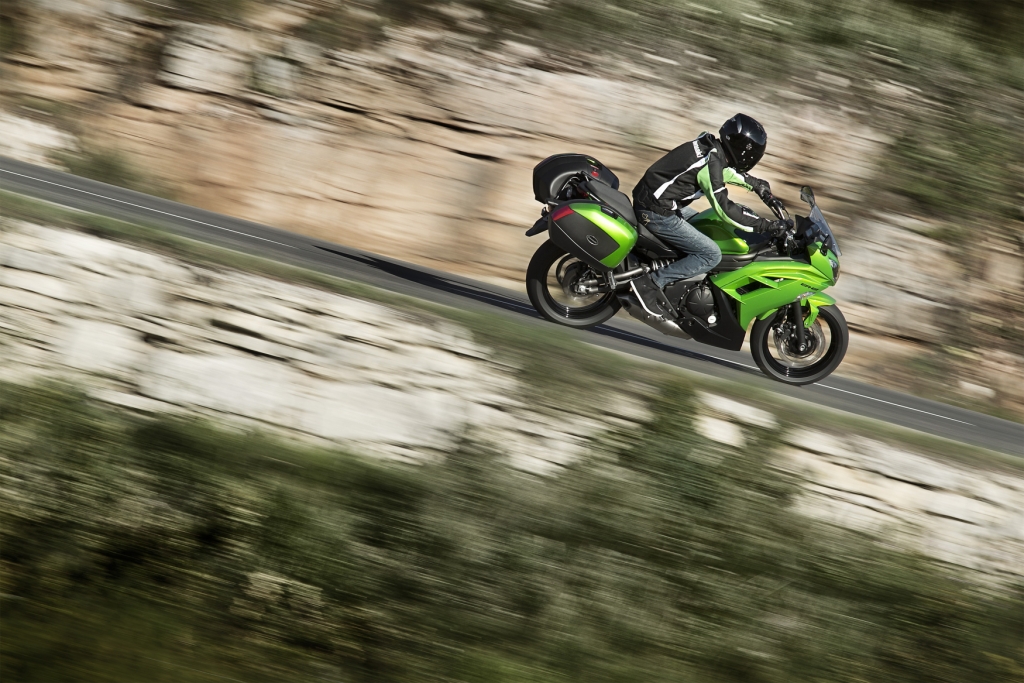 Kawasaki ER-6 mit vielen Neuerungen