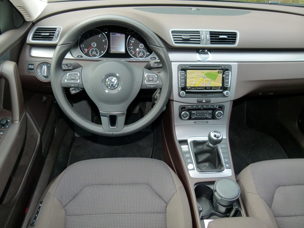 Kombi-Duell: VW Passat Variant vs. Honda Accord Tourer