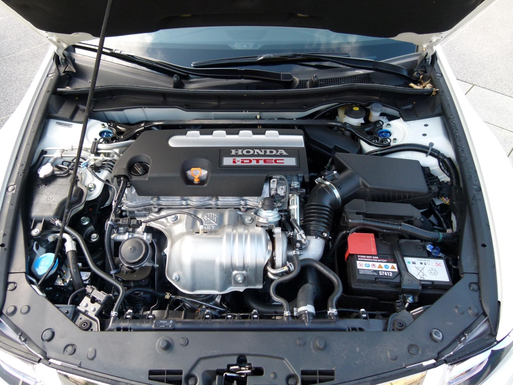 Kombi-Duell: VW Passat Variant vs. Honda Accord Tourer