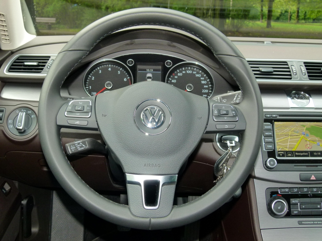 Kombi-Duell: VW Passat Variant vs. Honda Accord Tourer