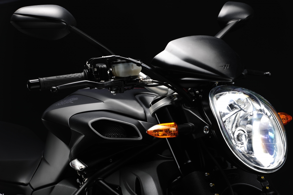 MV Agusta Brutale 920: Neues Naked Bike erweitert Modellfamilie nach unten