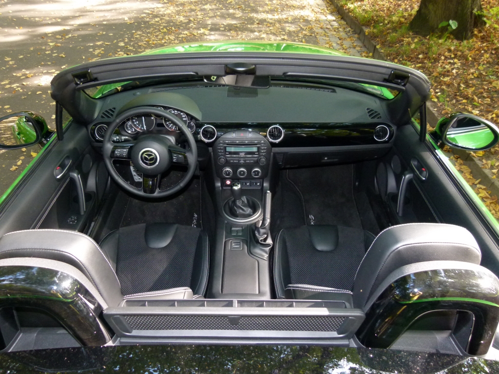Mazda MX-5 Karai im Test: giftgrünes Fahrvergnügen