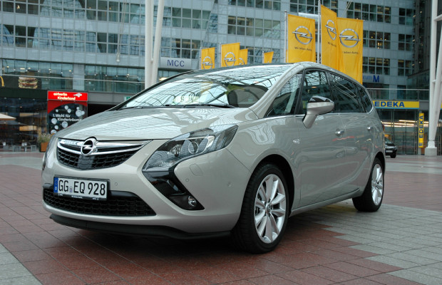 Meister im Flexiblen: Opel Zafira Tourer startet ab Mitte Januar, Vorgänger bleibt