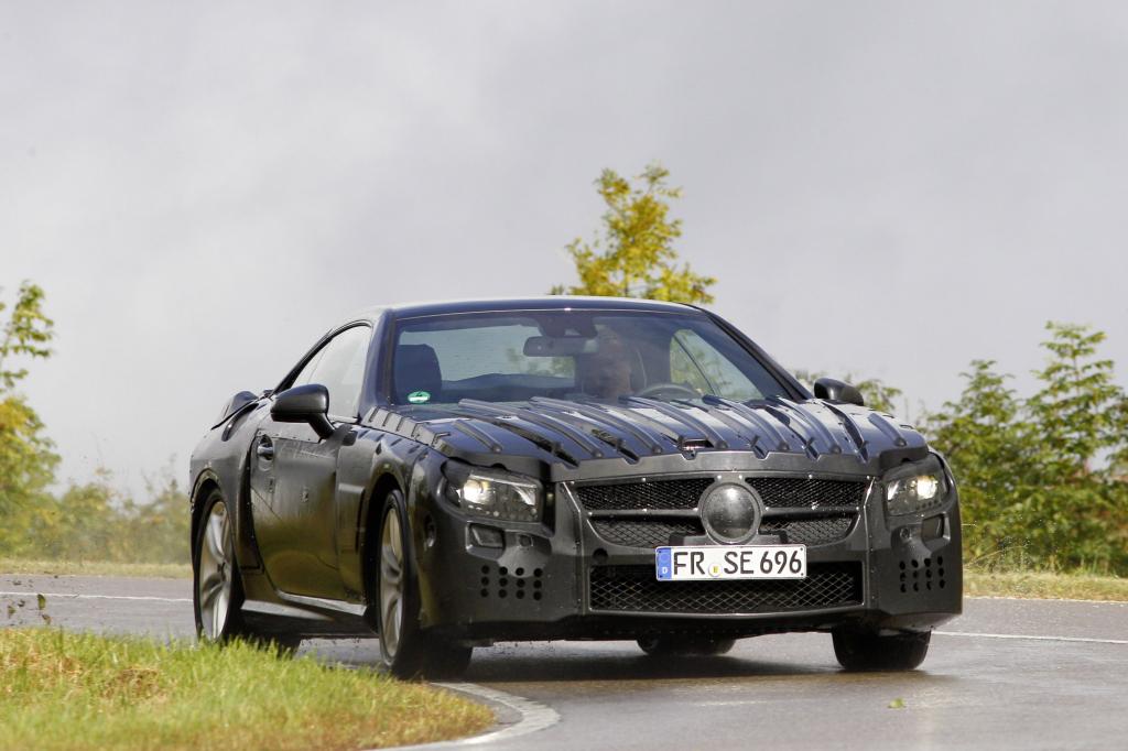 Mercedes SL Prototyp - Dienstfahrt mit Darth Vader