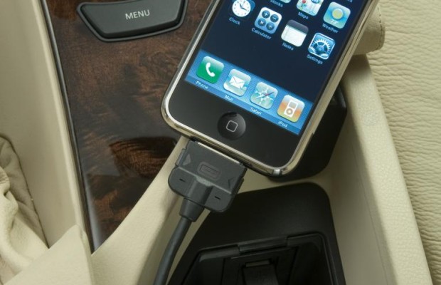 Mit dem Handy die Autobegeisterung fördern