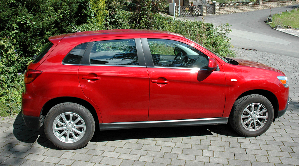Mitsubishi ASX: Und so sieht der Crossover-SUV von der Seite aus.