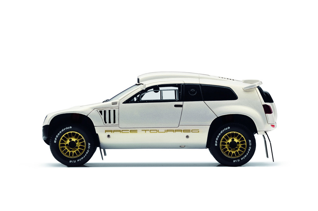 Modellauto Volkswagen Race Touareg 3 Katar Editon.