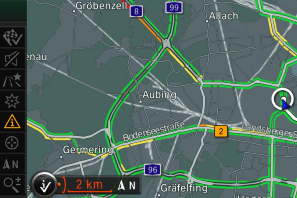 Navis mit Stauwarnung - Mobil schlägt Festeinbau