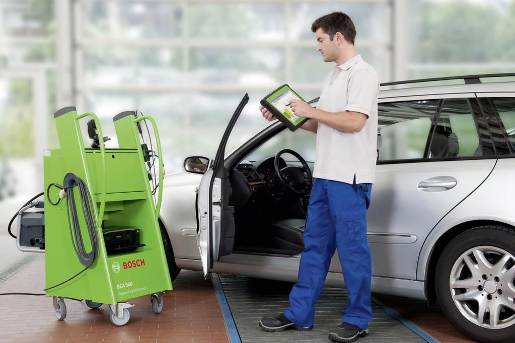 Neue Diagnose-Gerätegeneration von Bosch