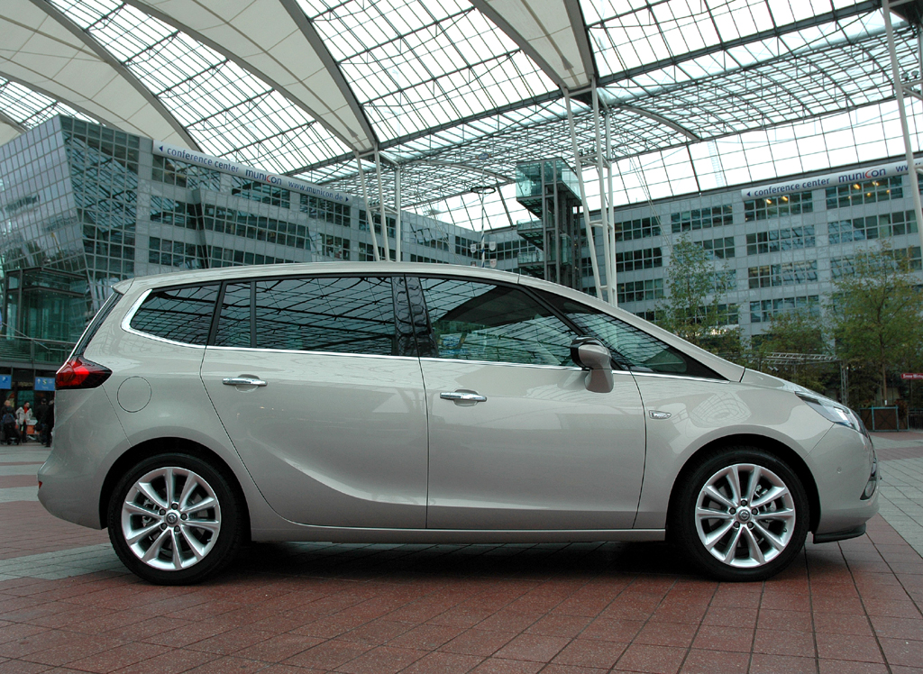 Opel Zafira Tourer: So sieht die Neuauflage von der Seite aus ... 