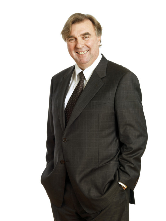 Peter Horbury.