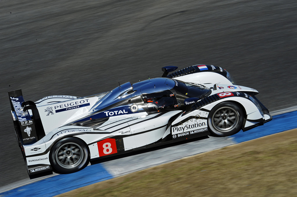 Peugeot 908 Hybrid4.