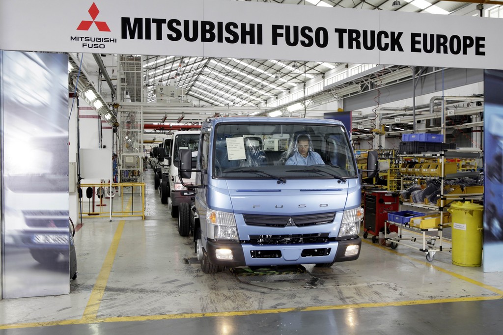 Produktion des Fuso Canter in Tramagal (Portugal).