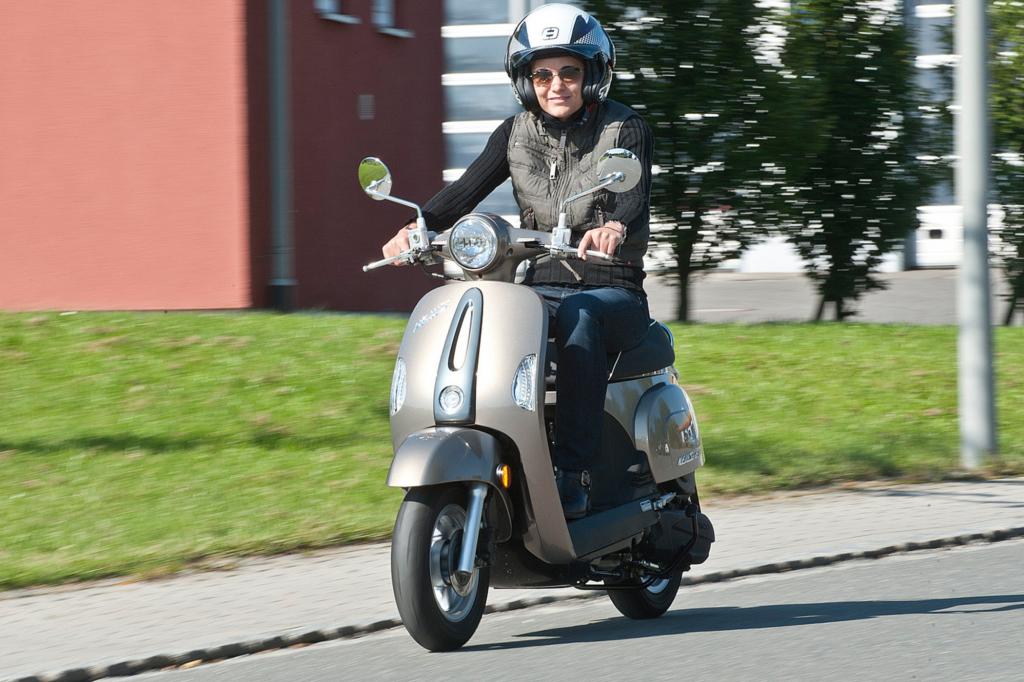 Recht - Auch Mofa-Fahrerlaubnis kann entzogen werden