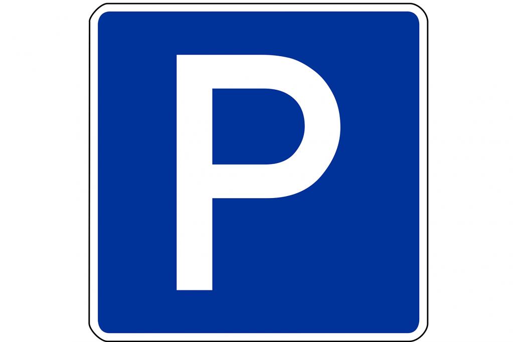 Recht: Lange Parkplatzsuche kann den Job kosten