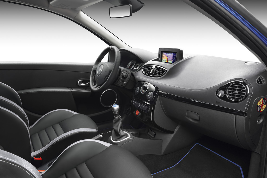 Renault Clio Gordini.