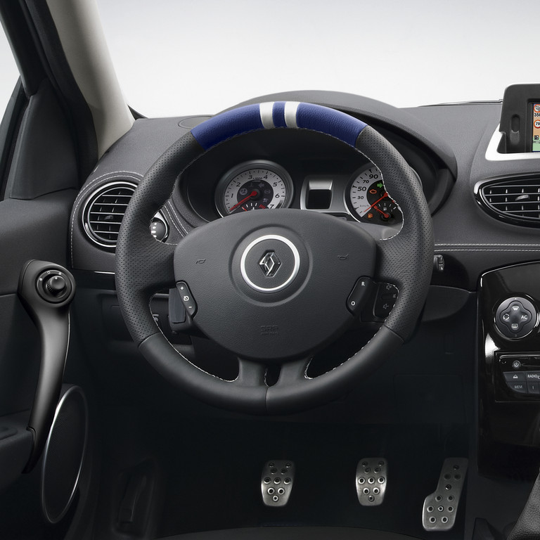 Renault Clio Gordini.