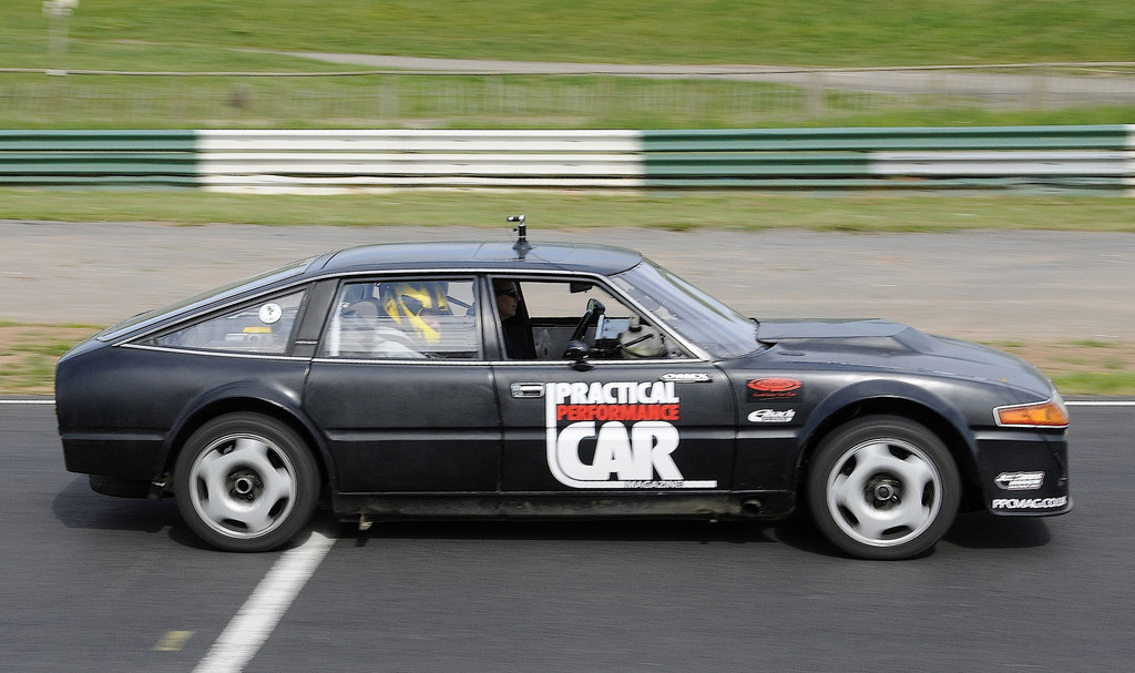 Rover SD-1 mit 27-Liter-Zwölfzylinder.