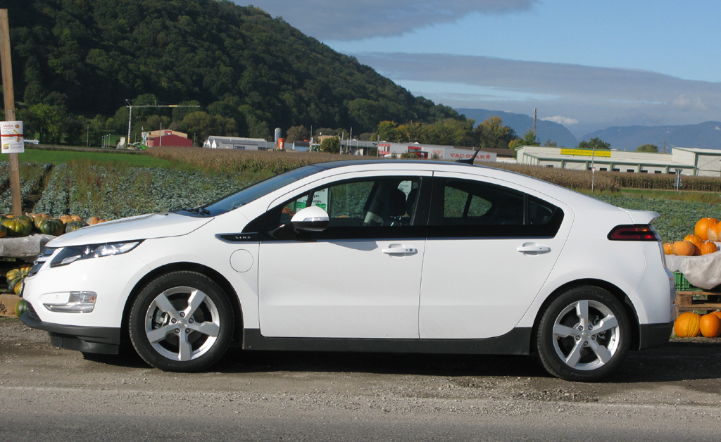 So sieht der Chevrolet Volt mit den Corvette-ähnlichen Aerodynamikwerten von der Seite aus.