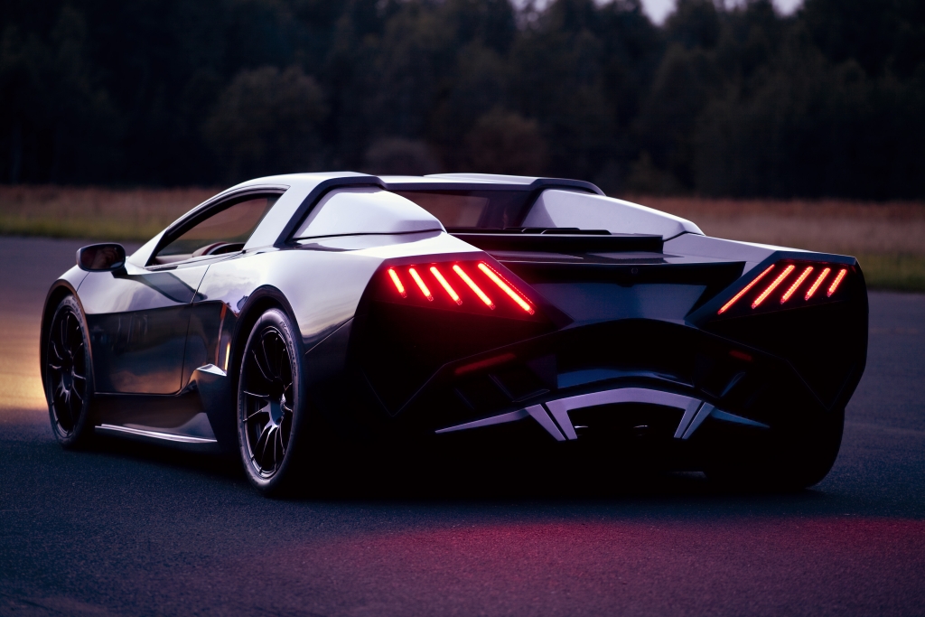Supersportler aus Polen - Der Arrinera