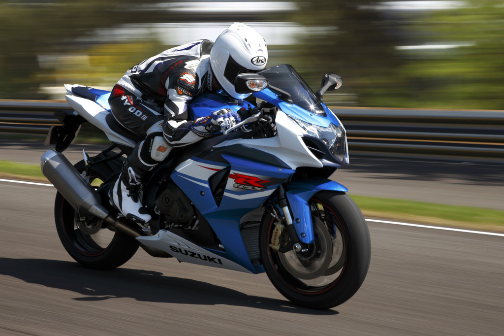 Suzuki optimiert die GSX-R 1000